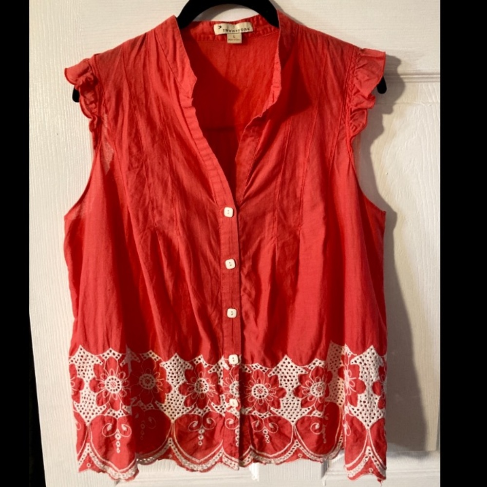 Retro Breezy Coral Top 🪸